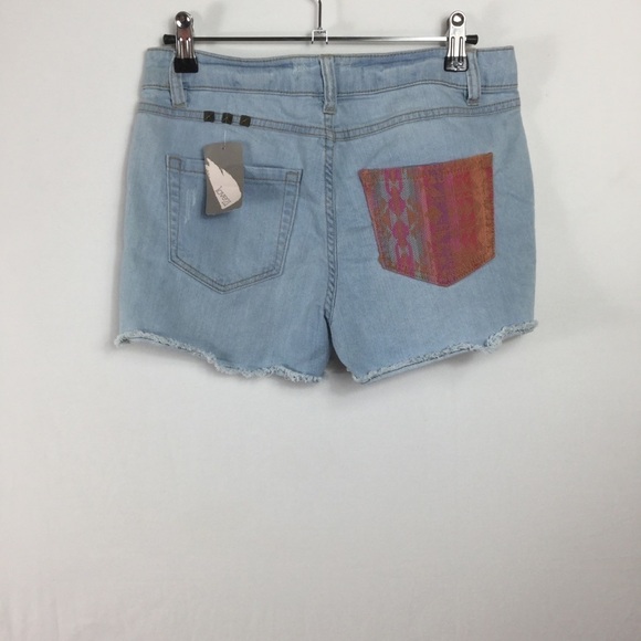 tribal print studded distressed raw hem Jeans - Picture 6 of 8